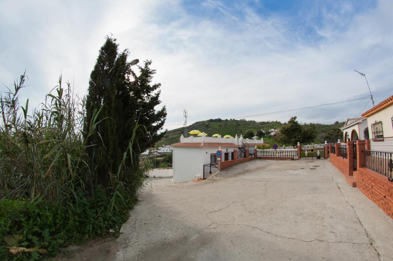 Apartamentos Rurales Santos Benajarafe Bagian luar foto