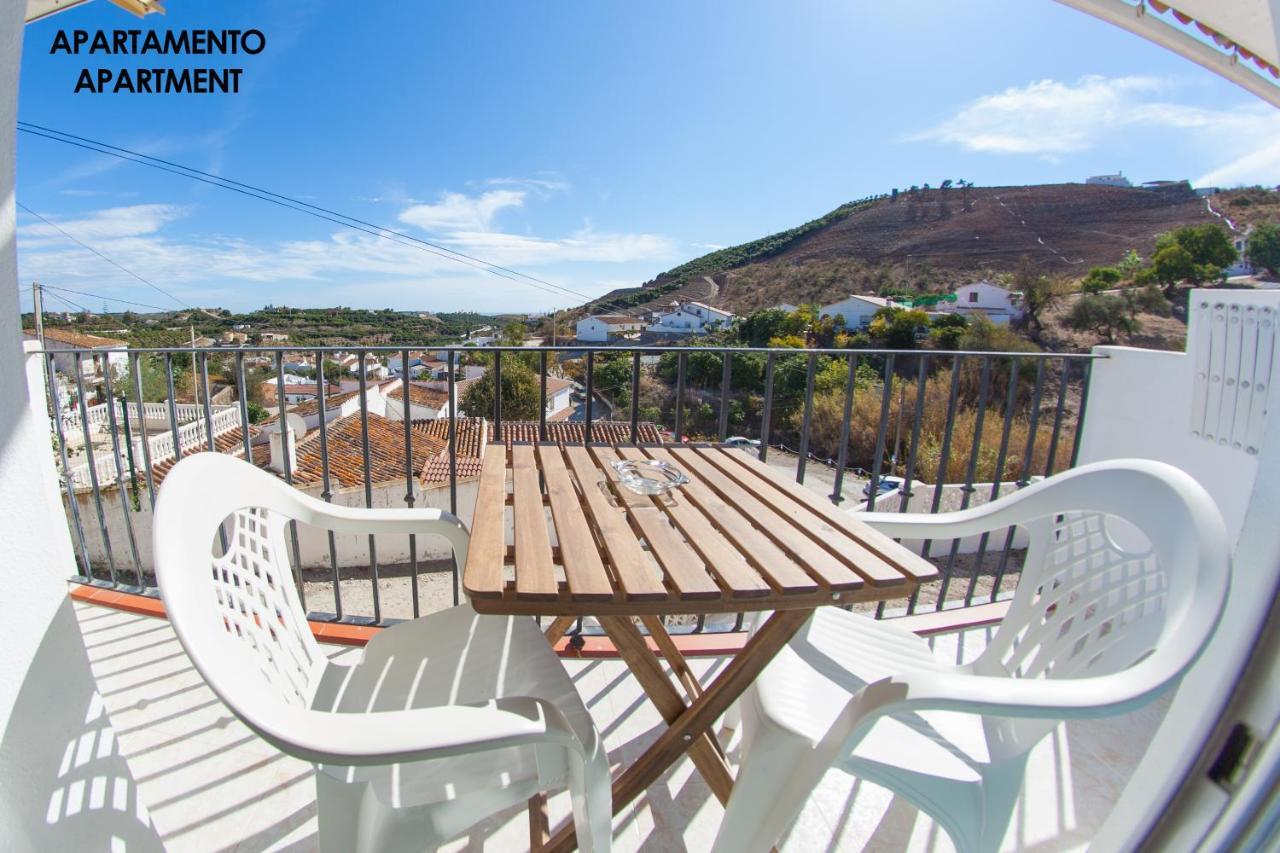 Apartamentos Rurales Santos Benajarafe Bagian luar foto