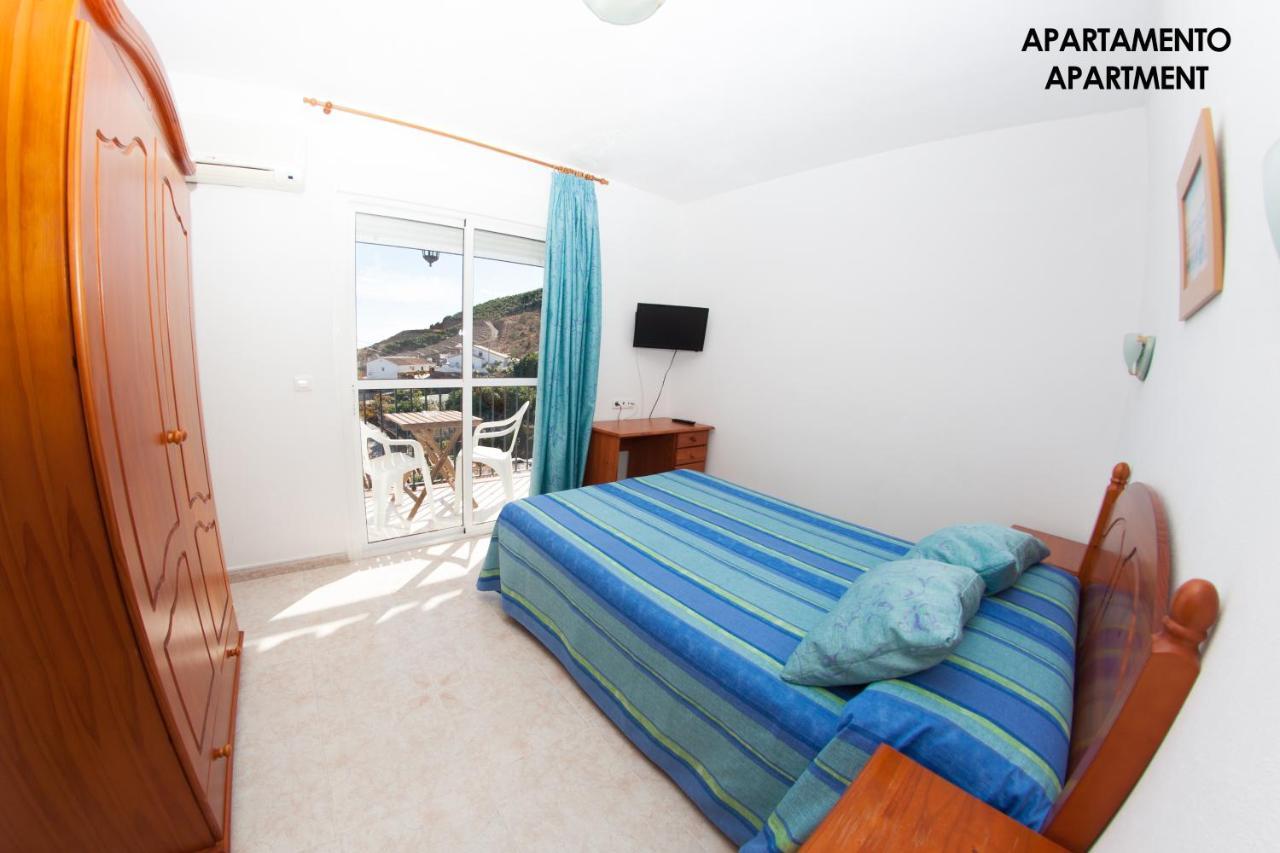 Apartamentos Rurales Santos Benajarafe Bagian luar foto
