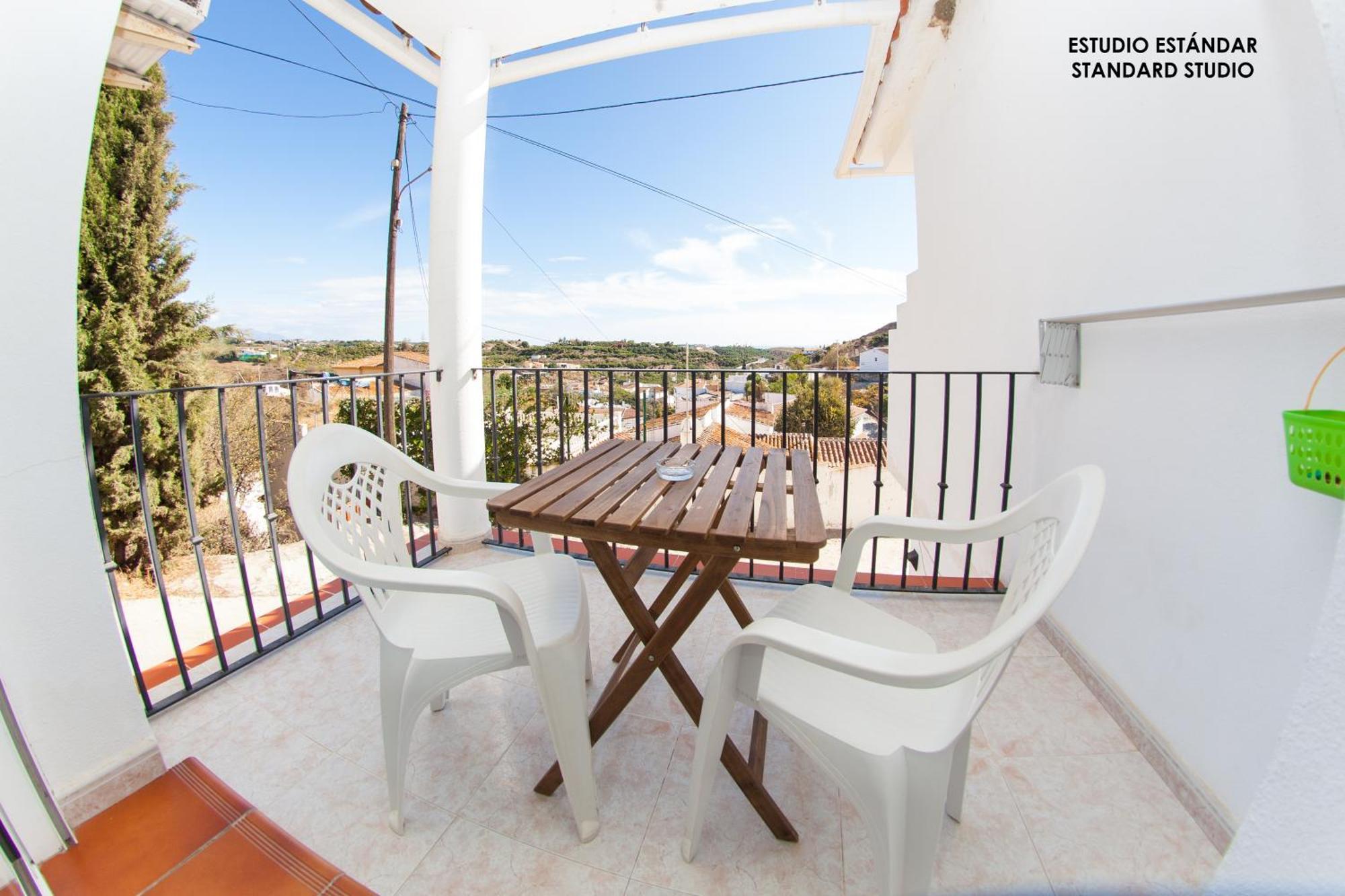 Apartamentos Rurales Santos Benajarafe Bagian luar foto