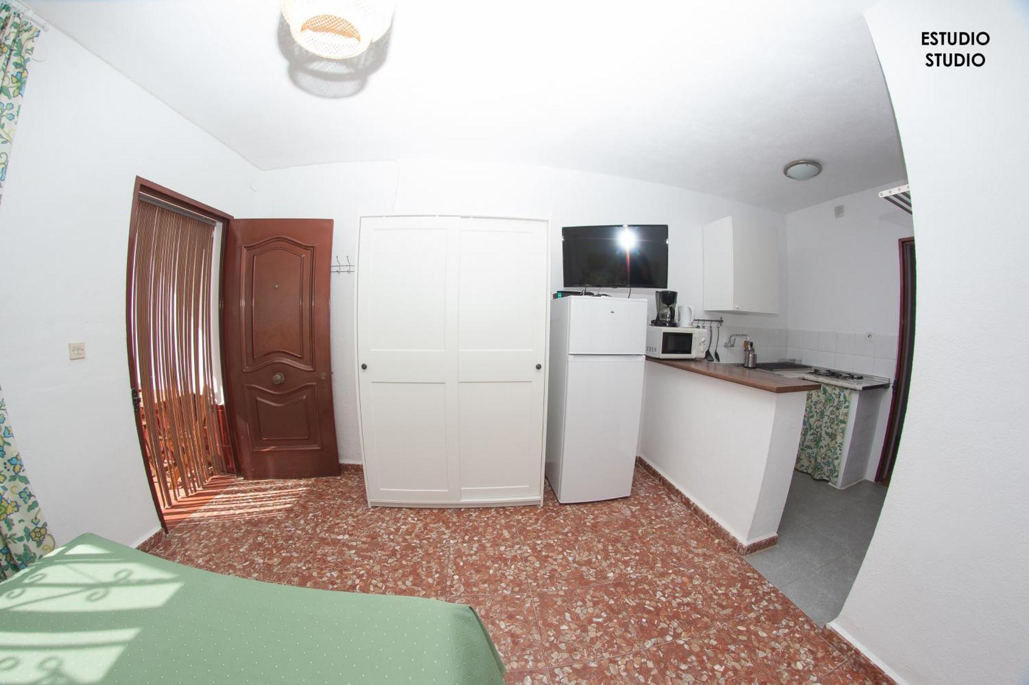 Apartamentos Rurales Santos Benajarafe Ruang foto