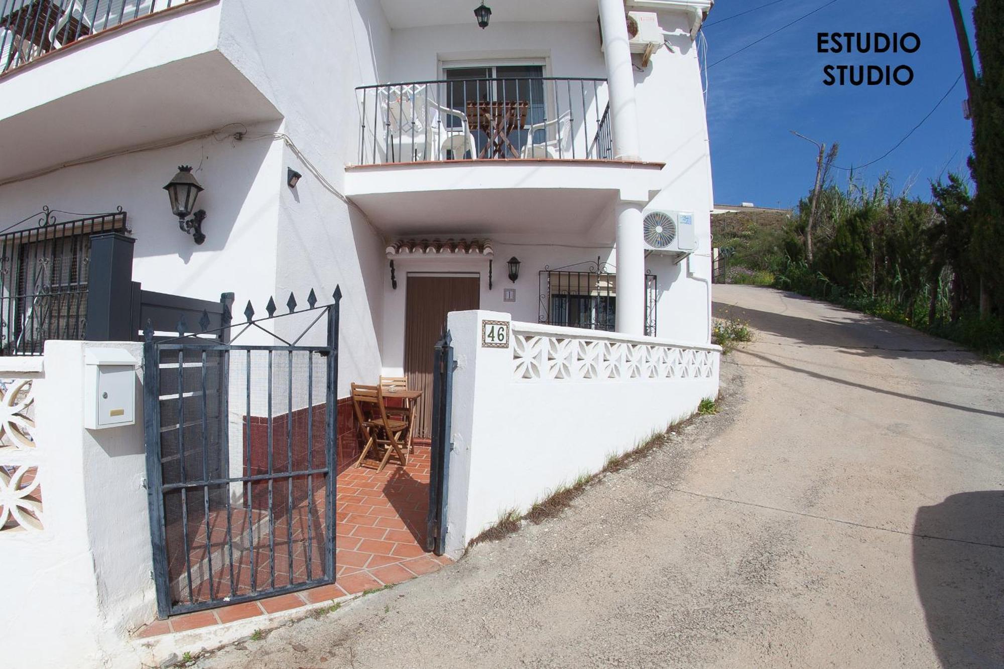 Apartamentos Rurales Santos Benajarafe Bagian luar foto