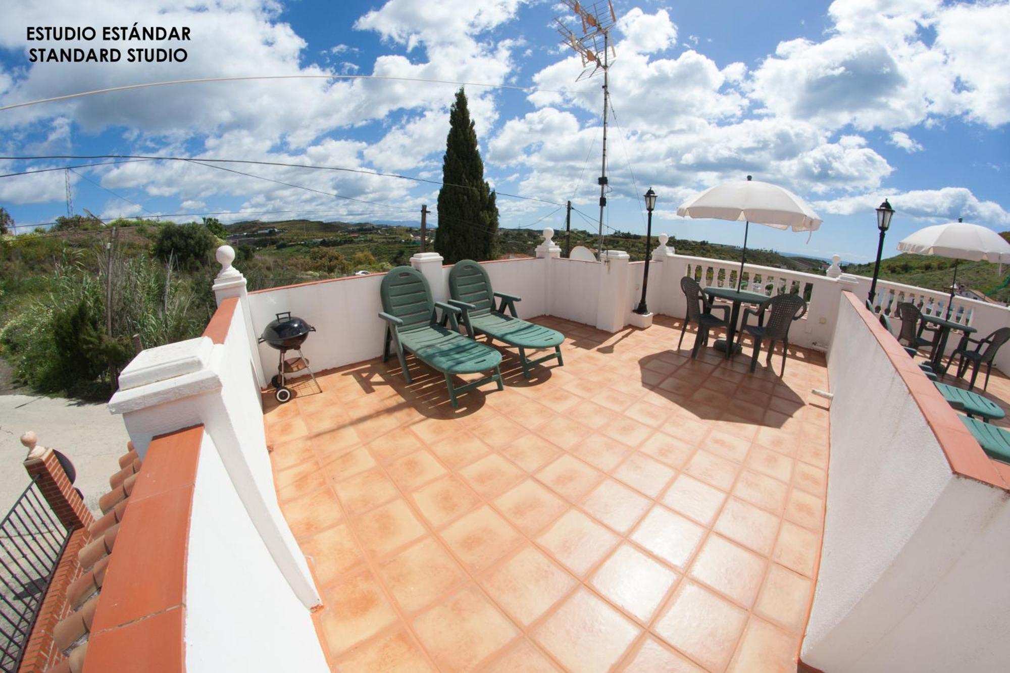 Apartamentos Rurales Santos Benajarafe Bagian luar foto