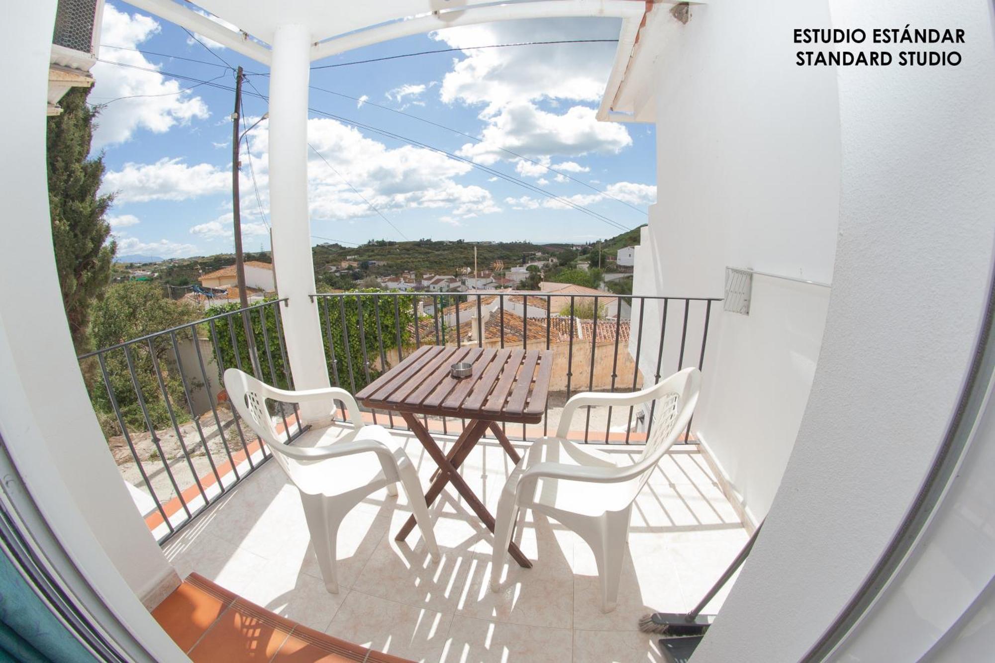 Apartamentos Rurales Santos Benajarafe Bagian luar foto